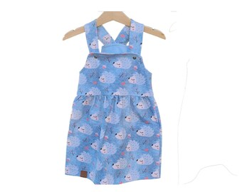 Trägerkleid Baby Kinder Igel Jeanslook in den Gr. 56-104 Sommerkleid Latzrock mit Druckknöpfe aus Jersey in Blau Grau Rosa Kleid Mädchen