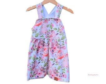 Trägerkleid Baby Kinder mit Blumen u. Rehe aus Jersey Weiß Größe 56-104, Sommerkleid, Latzrock mit Knöpfe, Kleid Mädchen, Latzkleid Blumen