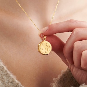 Medallón de estrella dorada con escritura a mano · Joyas con escritura a mano · Medallón personalizado · Medallón grabado · Collar con foto · Regalo conmemorativo · Regalo para ella