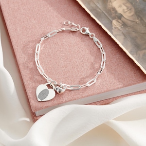 Oval Clasp Robin Fingerprint Bracelet - Cremation & Bereavement Gift - Remembrance Bracelet - Special Keepsake - Fingerprint Jewellery