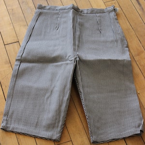 Vintage Ladies Black & White Checked Bermuda Shorts No Tags Never Worn NOS