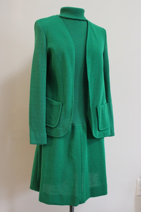 Vintage Two Piece 1970s Turtle Neck Green Knit Sle