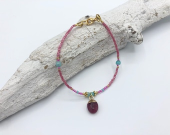 Bracelet raspberry red turquoise natural stone Miyuki glass beads delicate fine boho
