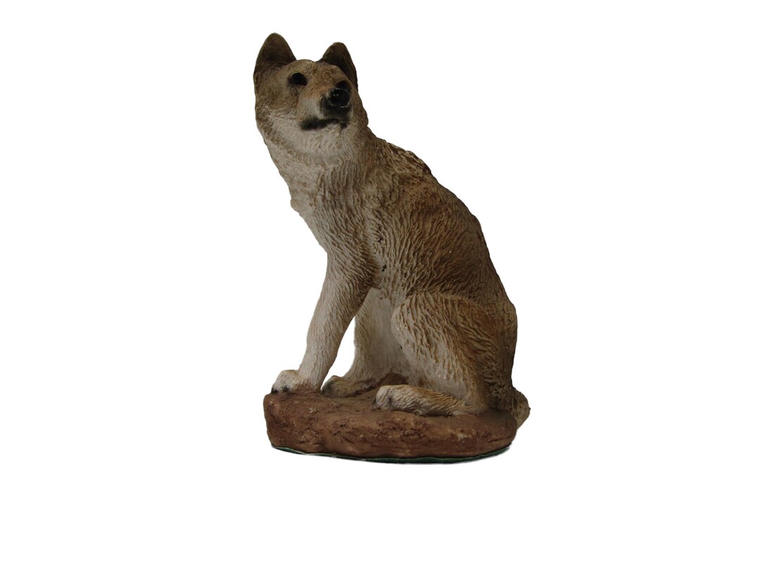 Vintage Living Stone Wolf Figurine 1994 Sentry Etsy