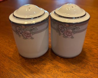 Noritake Lancashire Salt & Pepper Shakers – Vintage Cottagecore Floral China with Platinum Trim