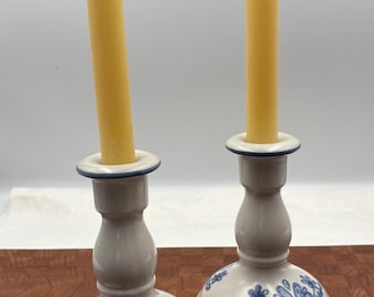 Vintage Pfaltzgraff Yorktowne Candlesticks Pair Blue White Floral Stoneware Candle Holders Farmhouse Traditional Decor
