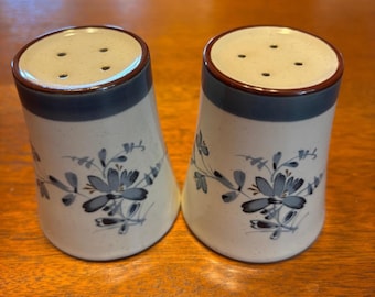 Noritake Japan Stoneware Vintage Salt & Pepper Shakers – Blue Floral, 3” Tall, Excellent Condition, Stoppers Included