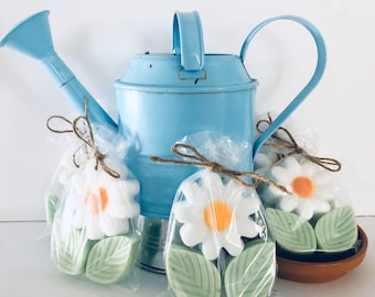 Daisy Soap Favors