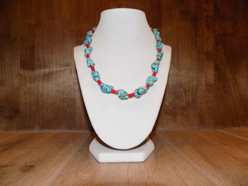 Turquoise chunk & red bead necklace image 3