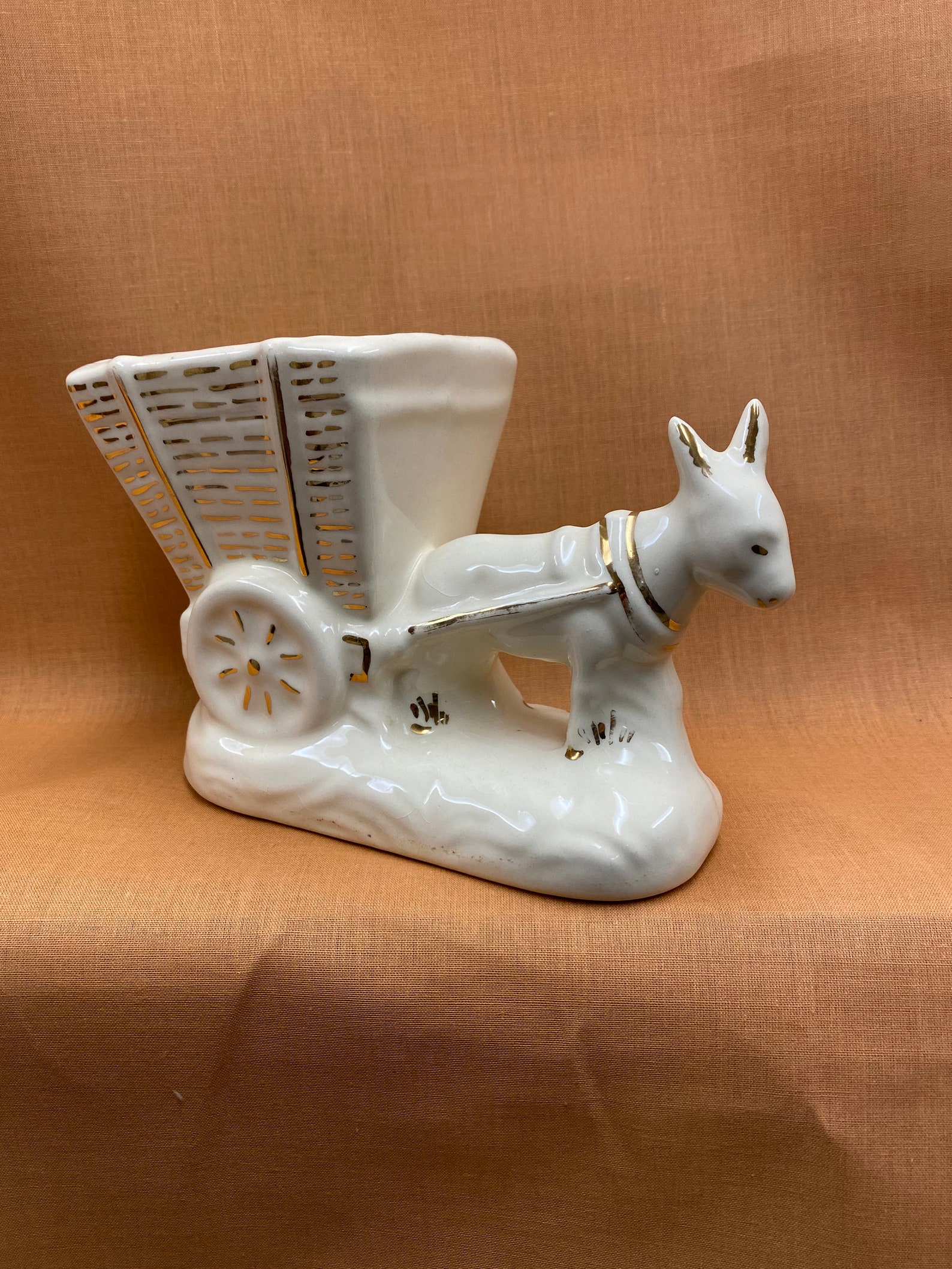 Vintage White and Gold Donkey/cart Planter - Etsy