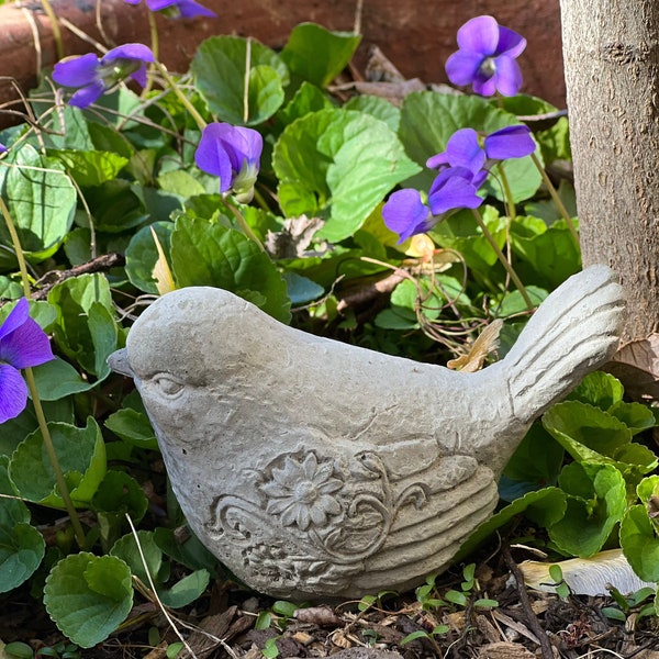 Concrete Bird Sculpture, Concrete Art, 4.5"x2.25"x3.25", Home Decor, bird garden, shelf decor, Fountain Bird Sculpture, Bird Statue