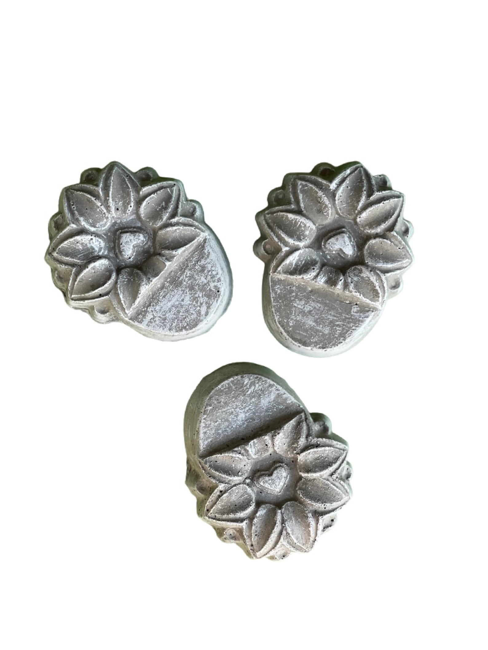 Gray Garden Pot Risers Plant Pot Feet, Pot Risers, Set of 3 or 4, Pot Décor, 3.5