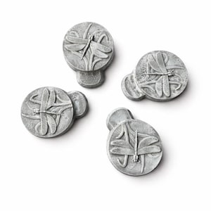 Concrete Dragonfly Planter Feet, Dragonfly Gifts, Dragonfly Decor, Dragonfly Potty Feet, Pot Feet, Dragonfly Pot Risers, dragonfly garden