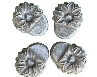Plant Pot Feet, Pot Risers, Set of 3 or 4, Pot Décor, 3.5"x1″,  Garden Décor, Flowers Pot Feet, Patio Décor, Concrete Garden, Planter Feet