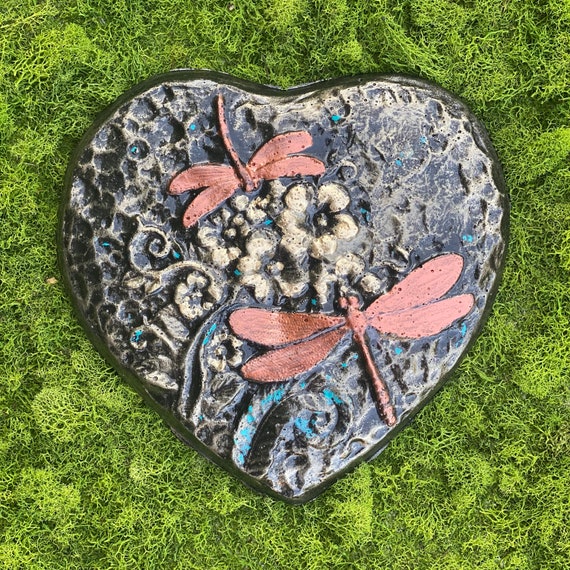 Dragonfly Heart, Stepping Stone, 8.75x8x3/4, Mothers Day, Gift of Love,  Garden Stone, Concrete Art, Dragonfly Garden, Dragonfly Gift -  Canada