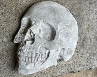 Concrete Skull Wall Plaque, 10"x7", Gothic Halloween Décor, Creepy Stone Wall Hanging, Horror Home Accent, Spooky Outdoor Garden Art,