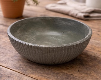 Handmade Concrete Bowl, Modern Minimalist Decor, candle vessel, Outdoor Garden, Cement Organizer, succulent planter, fruit bowl, small basin