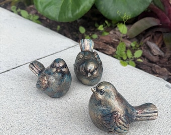 Set of 3 Concrete Bird Statues, Rustic Farmhouse Garden Decor, bird lover gift, bird garden decor, shelf decor, Fountain Bird Sculpture
