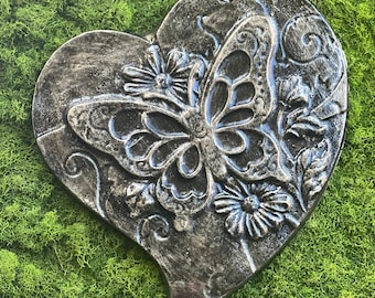 Butterfly garden, heart shape stepping stone, Gardening gift, Garden Decoration, Garden Gifts, 12"x11", Garden Art, Concrete Step Stone