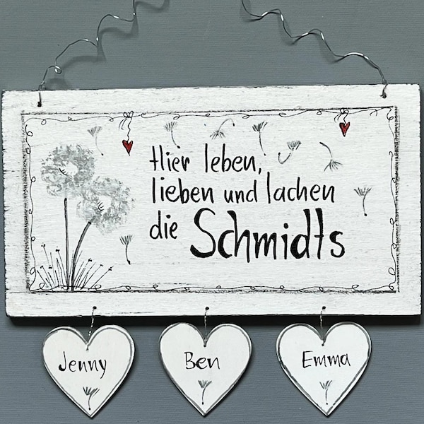 Personalisiertes Türschild Familie mit Pusteblume und Herzanhänger – Shabby Chic Namensschild aus Holz