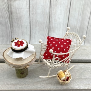 Rocking chair with embroidery and yarn basket (Set 104) • Fairy garden • Dollhouse • Miniature garden, mini garden, gnome accessories, gnome garden