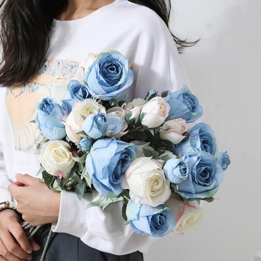 Vintage Scorched-edge Rose Bouquet: 24.8