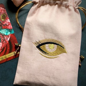 Quartz rose rose et or, sac brodé avec cordon de serrage, fait main, doublure en soie