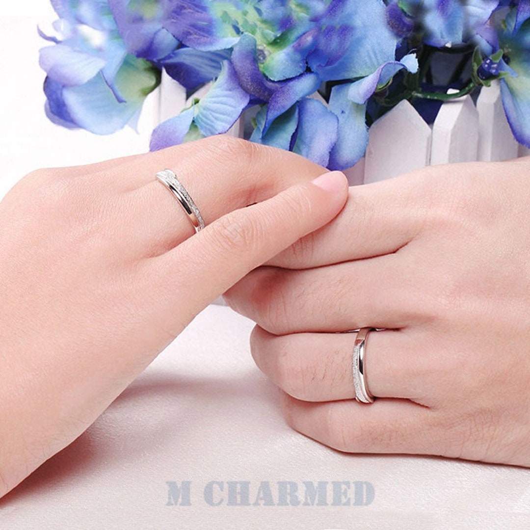 925 Silver Edge Couple Rings (Black) / Christmas gift - Shop Strelitzia  Accessories Couples' Rings - Pinkoi