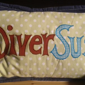 Reversible Pillow 4-sided with lettering image 1