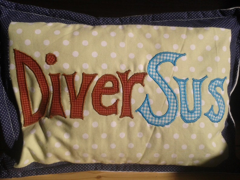 Reversible Pillow 4-sided with lettering image 1