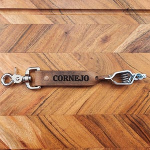 Laser engraved leather glove clips, personalized glove clip image 2