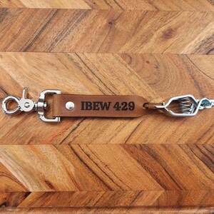 Laser engraved leather glove clips, personalized glove clip image 3