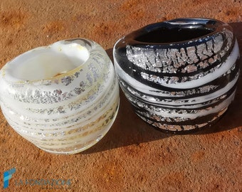 Tao Paar schwarz-weiße Bandringe aus handgefertigtem Muranoglas