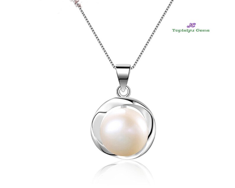Sterling Silver White Freshwater Pearl Pendant Necklace Dainty Necklace With Velvet Pouch