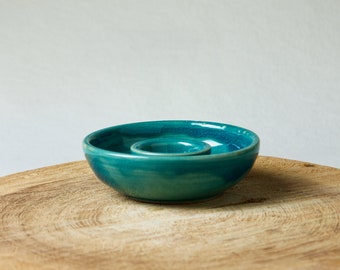 Getöpferter Kerzenhalter Keramik — türkis, klassisch & edel