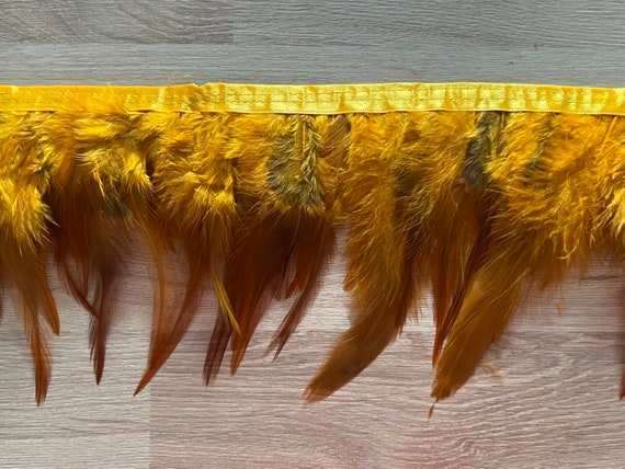 Plumas color mostaza hotsell