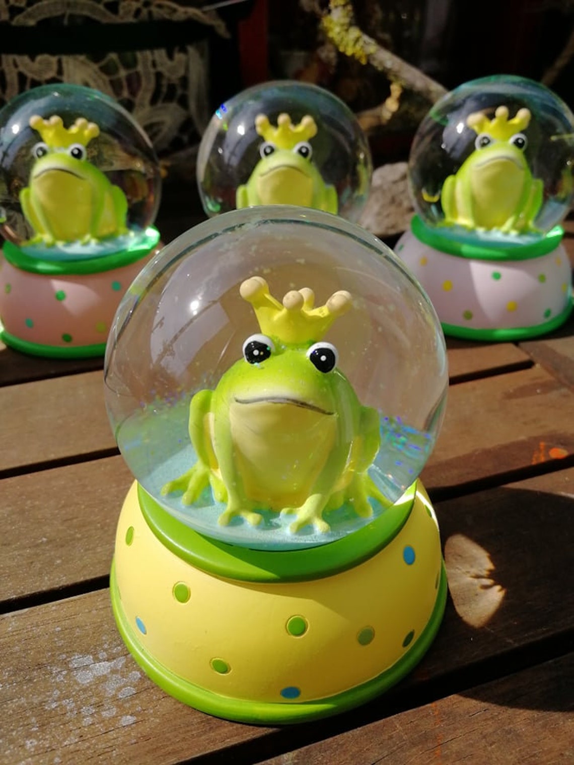 Snow globe FROG KING great snow globe with dotted pedestal Etsy