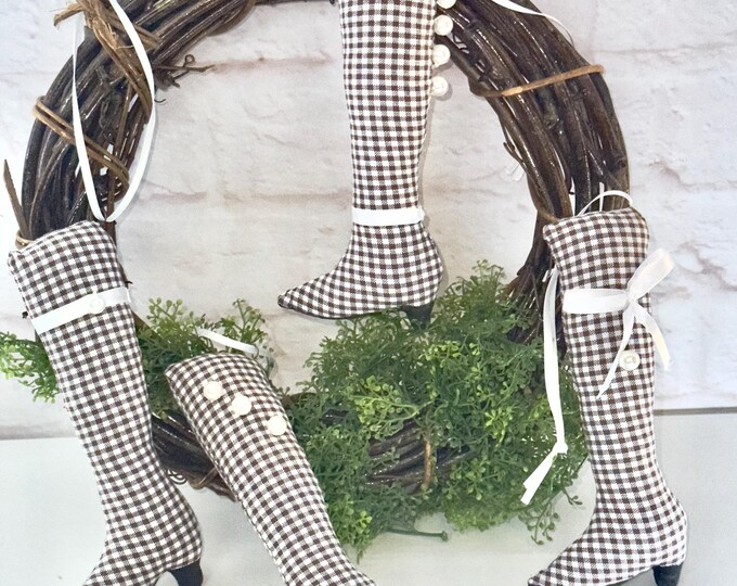 Boots made of brown and white fabric, autumn, souvenir, gift, autumn decoration, table decoration, hearts brown and white, country house style