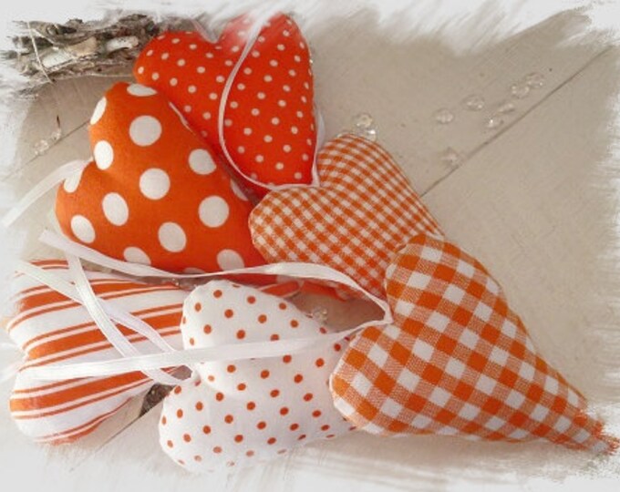 6 hearts in the trendy summer colors orange and white