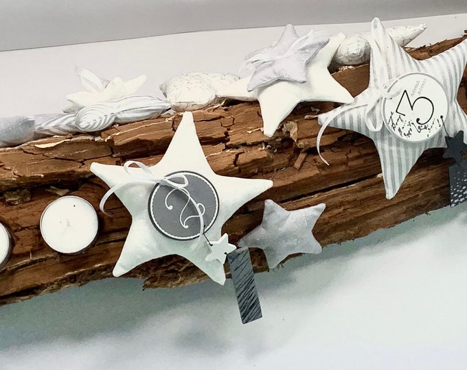 Advent wreath grey-white, Advent wreath made of wood, Advent arrangement, grey-white, stars, hearts, fir trees