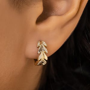 Diamond Leaf Huggie Earrings, Natural Round Diamonds, Laurel Wreath, Minimalist Jewelry, 14k Solid Gold Yellow, White, Rose, Social Value