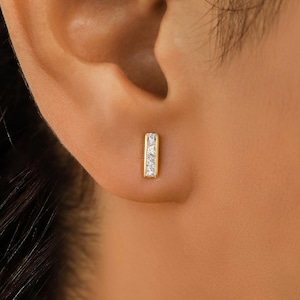 SINGLE (Half Pair) 14K or 18K Solid Gold Genuine Natural Princess Cut Bar Line Earring