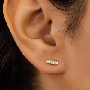 14k Gold Diamond Trio Stud Earring: Bezel Set Crawler (Single)