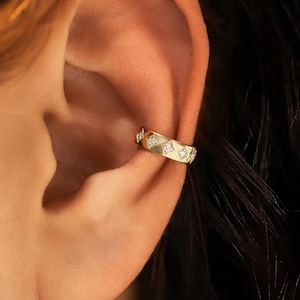 Single (Half Pair) Diamond Cuff Earring, Star Setting, Natural Round Diamonds, Polished Gold, 18k Solid Yellow or White Gold, Social Value