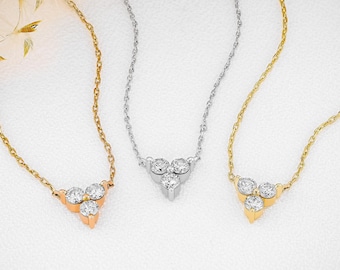 Diamanten halsketting, drie stenen driehoekige cluster, verstelbare trekkoordketting, 14k geel, wit, rosé massief goud, sociale waarde