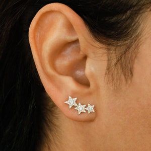 Pendiente trepador de estrella con diamantes en oro de 14 k: pendiente trepador con pavé individual