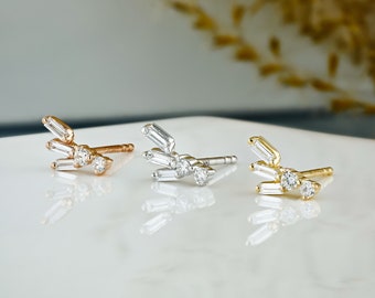 Single (Half Pair) 14k Gold Natural Diamond Wing Earring Baguette & Round Diamonds