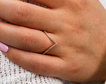 Diamond V Ring Etsy