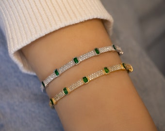 Bracelet diamants, chaîne émeraude avec trois rangées de diamants, or massif blanc ou jaune 18 carats, haute joaillerie à valeur sociale
