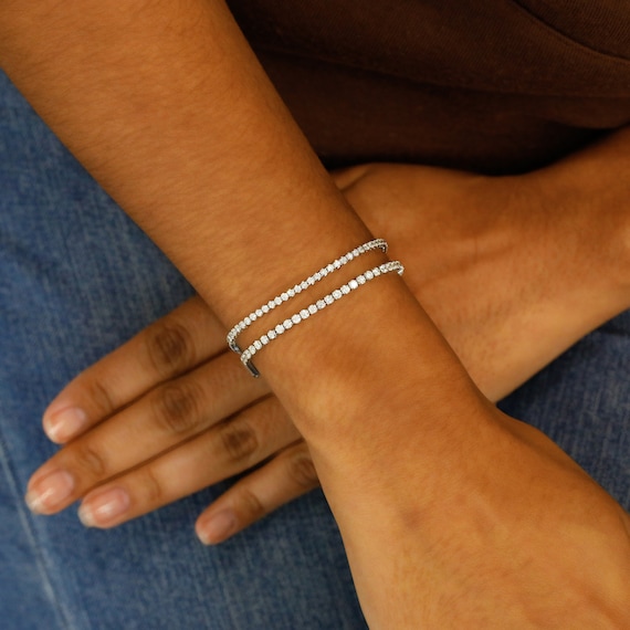 LADIES FLEXIBLE BANGLE 3.00CT ROUND DIAMOND 14K WHITE GOLD LADIES FLEXIBLE BANGLE 3.00CT ROUND DIAMOND 14K WHITE GOLD